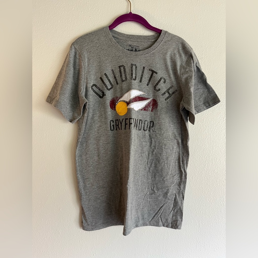 Size medium, Harry Potter Quidditch t-shirt